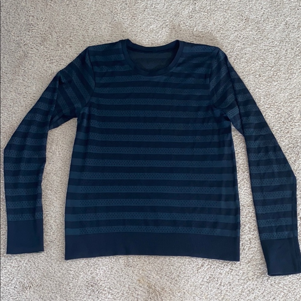Lululemon breeze by long sleeve